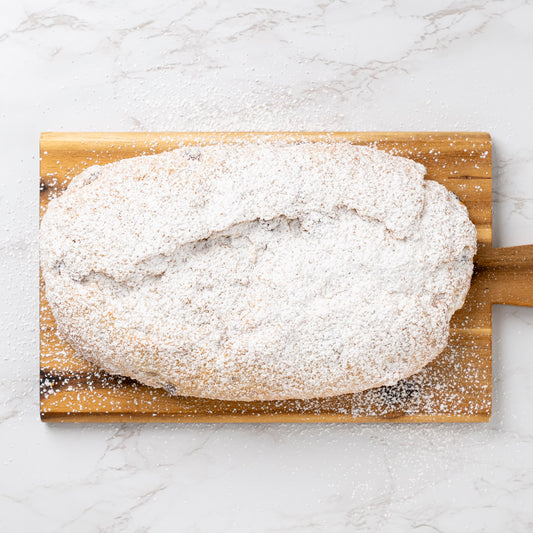 Mandelstollen (ohne Rosinen)